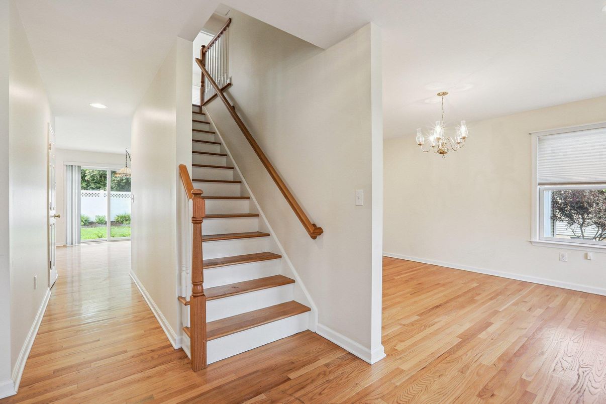 Chandelier, Interior, Recessed Lighting, Wood Texture Flooring