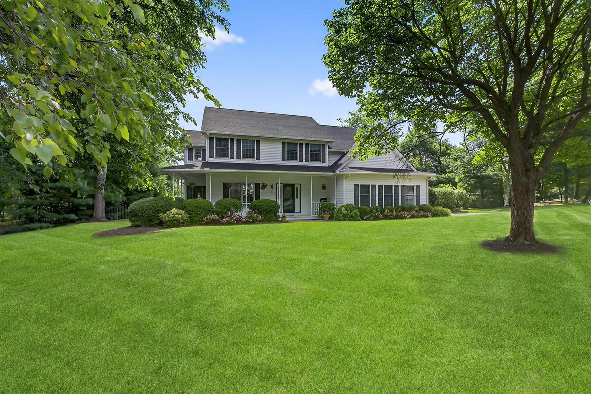 Backyard, Exterior, Facade, Georgian