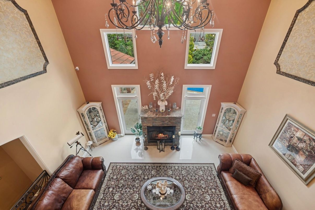 Chandelier, Fireplace, Interior, Living room