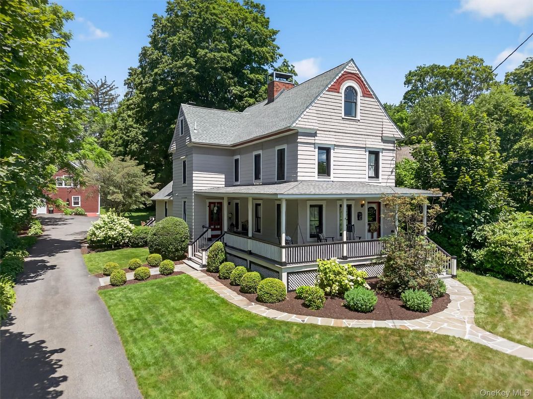 Backyard, Exterior, Facade, Queen Anne Victorian