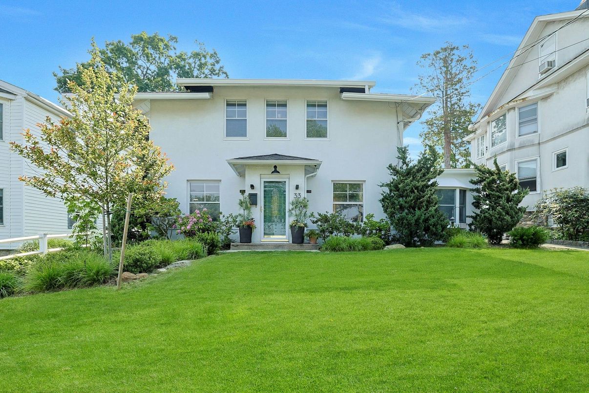 Backyard, Exterior, Facade, Georgian