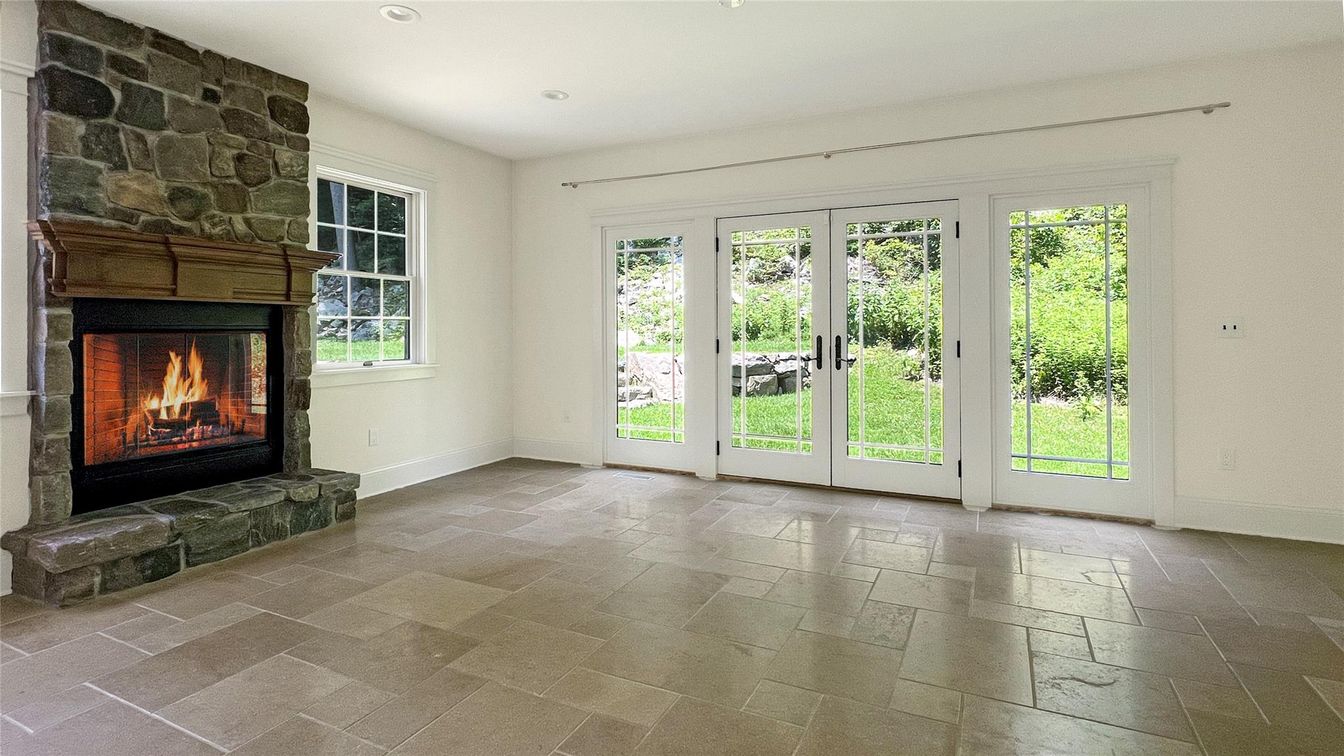 Empty room, Fireplace, Interior, Recessed Lighting