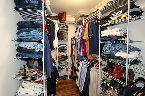 Interior, Walk-in Closets, Wood Texture Flooring