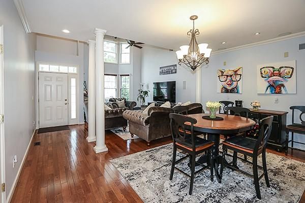 Chandelier, Dining room, Interior, Living room, Recessed Lighting, Wood Texture Flooring