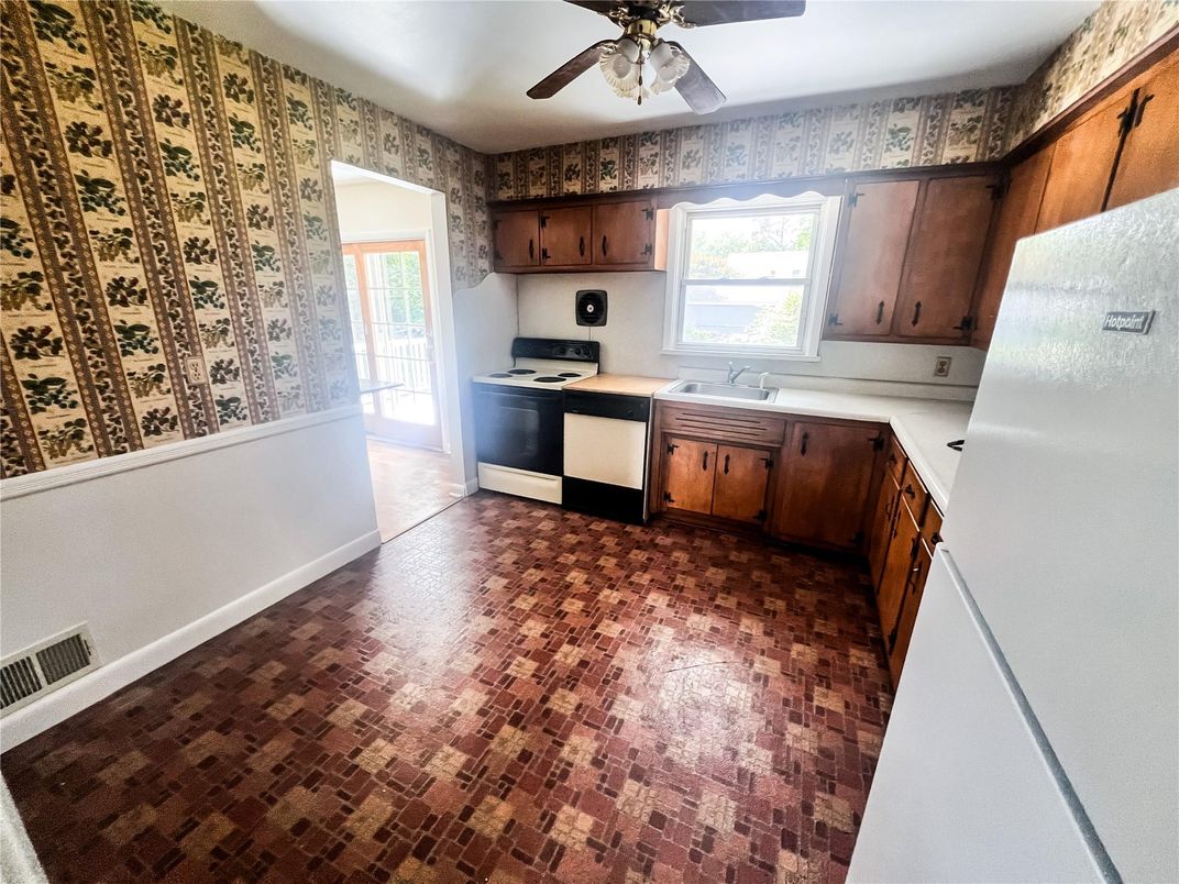 Interior, Kitchen