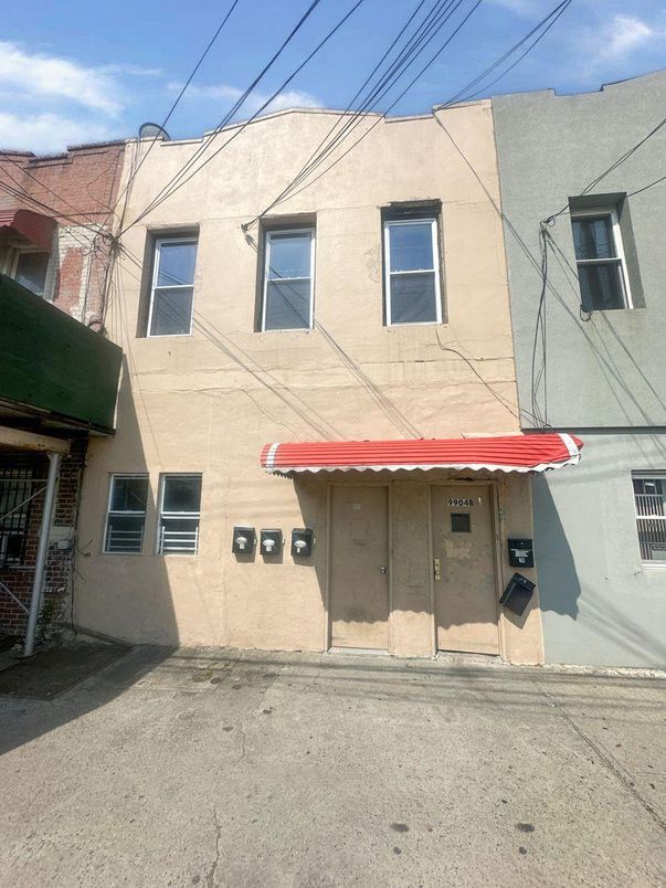 Exterior, Facade, None