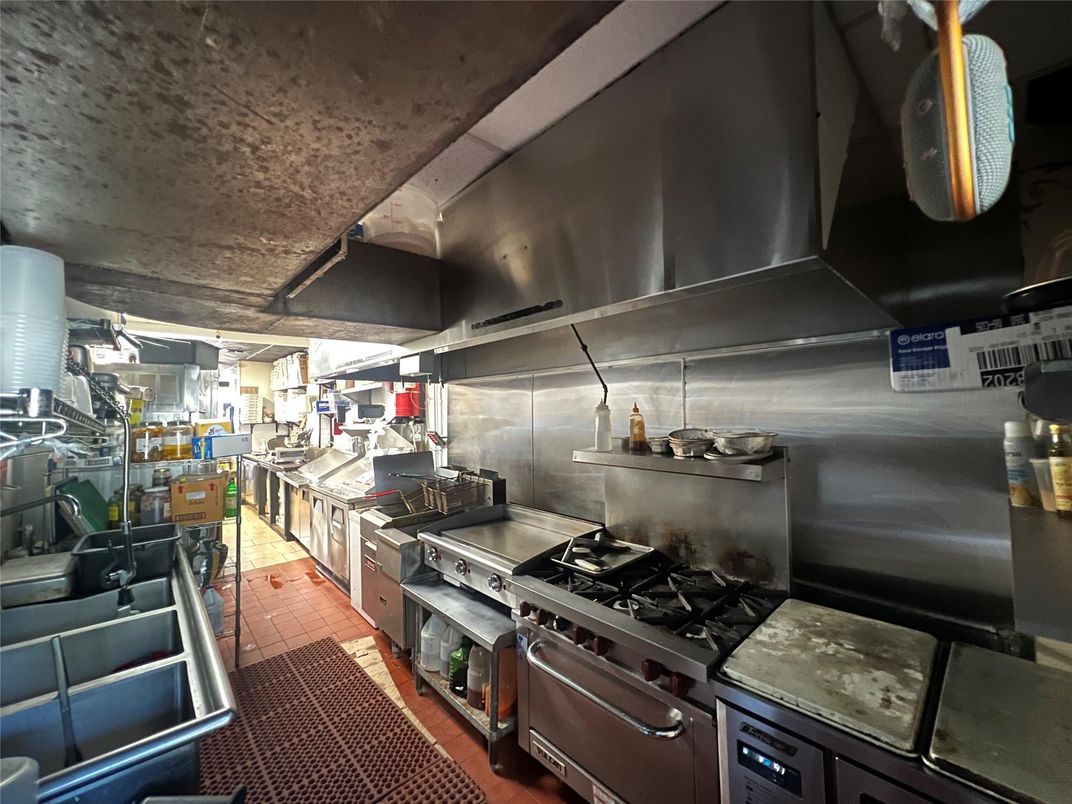 Interior, Kitchen, Stainless Steel Appliances