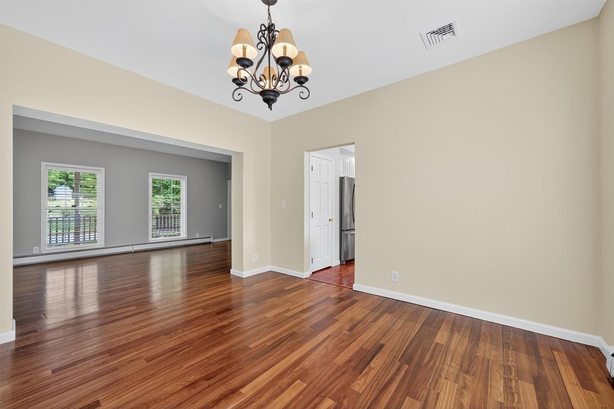 Chandelier, Empty room, Interior, Wood Texture Flooring