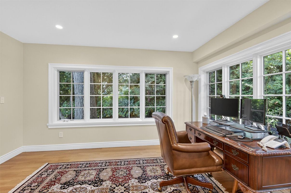 Home Office, Interior, Recessed Lighting, Wood Texture Flooring