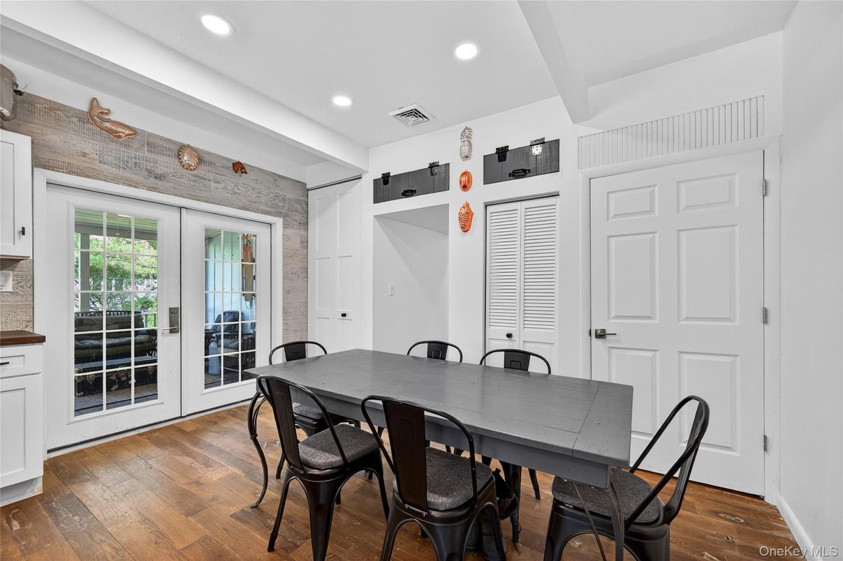Dining room, Interior, Recessed Lighting, Wood Texture Flooring
