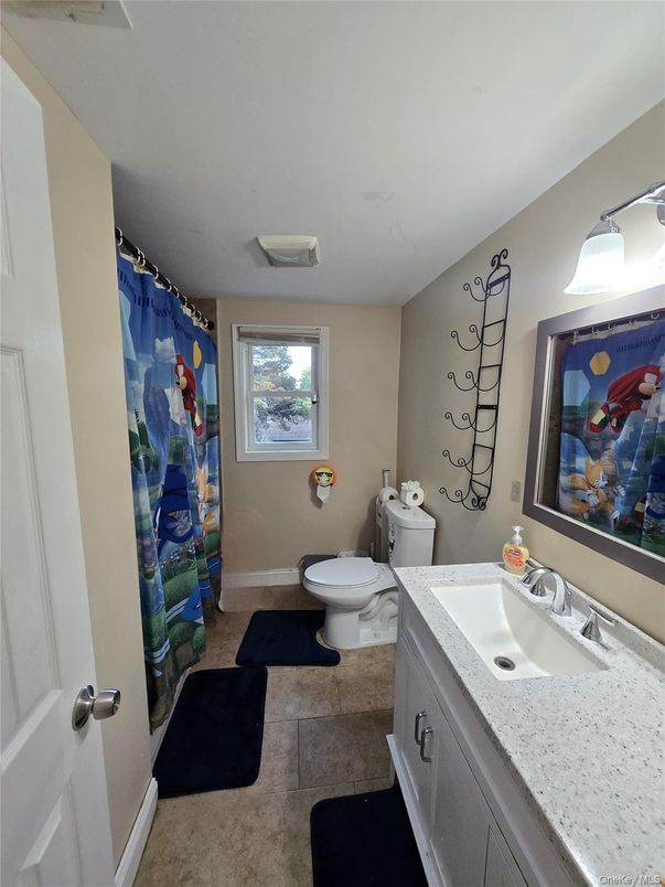 Bathroom, Interior