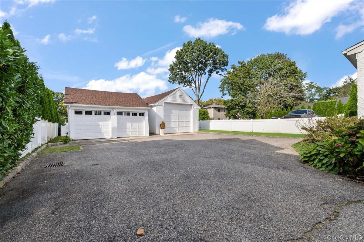 Backyard, Detached Garage, Exterior