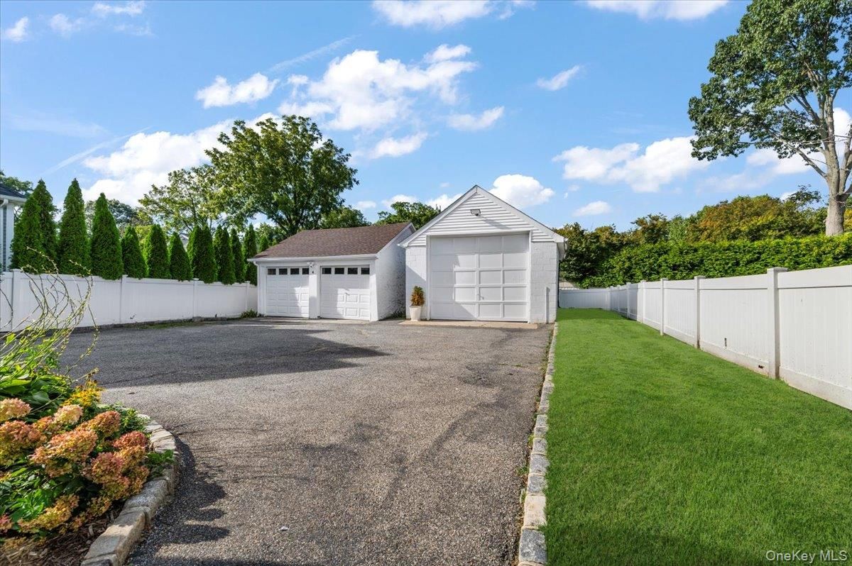 Backyard, Detached Garage, Exterior