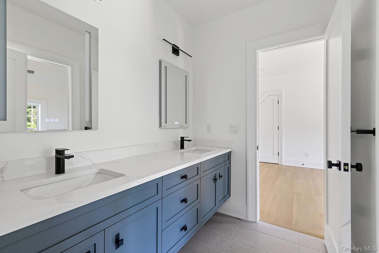 Bathroom, Dual Sink Vanities, Interior, Wood Texture Flooring