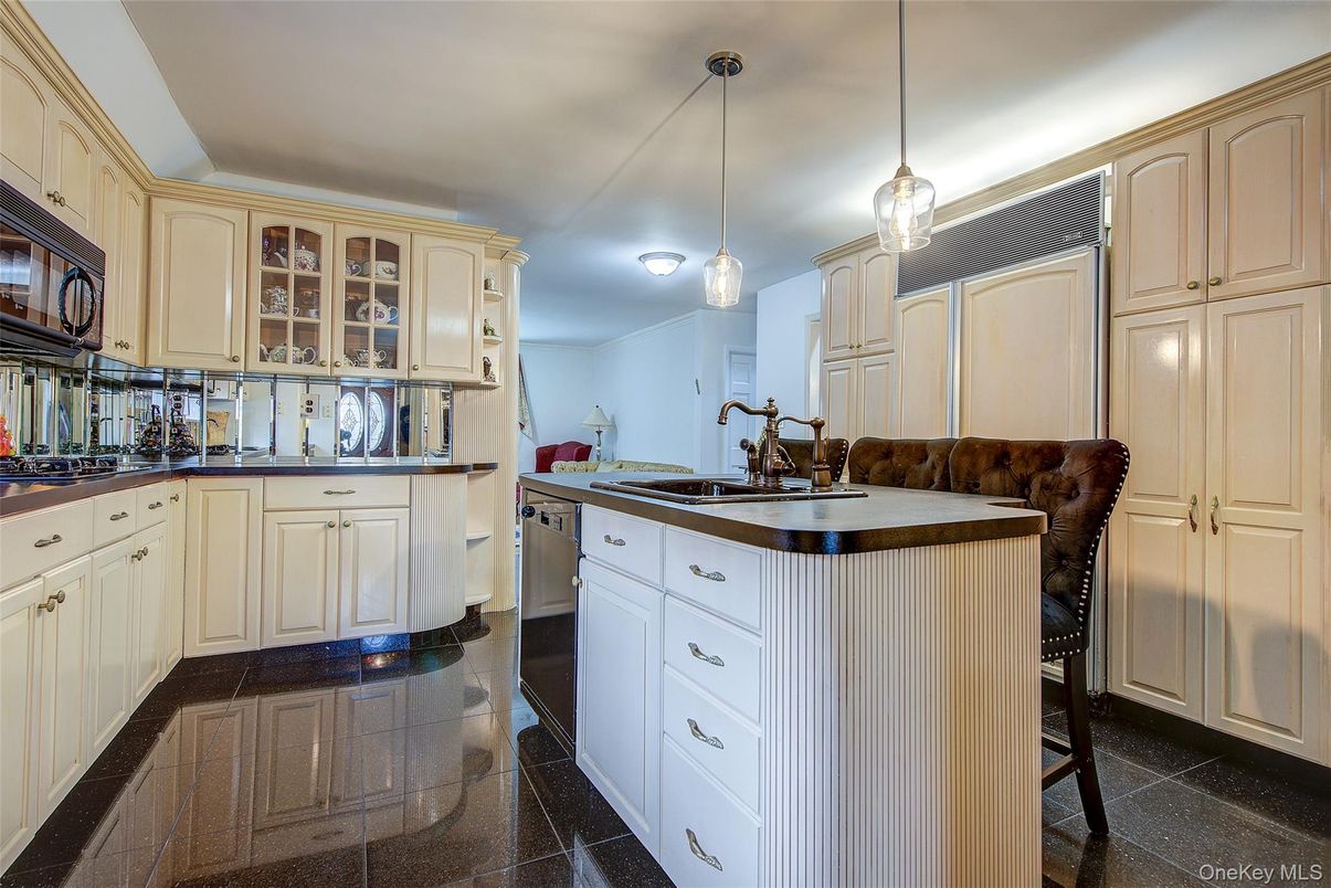 Interior, Kitchen, Pendant Lights
