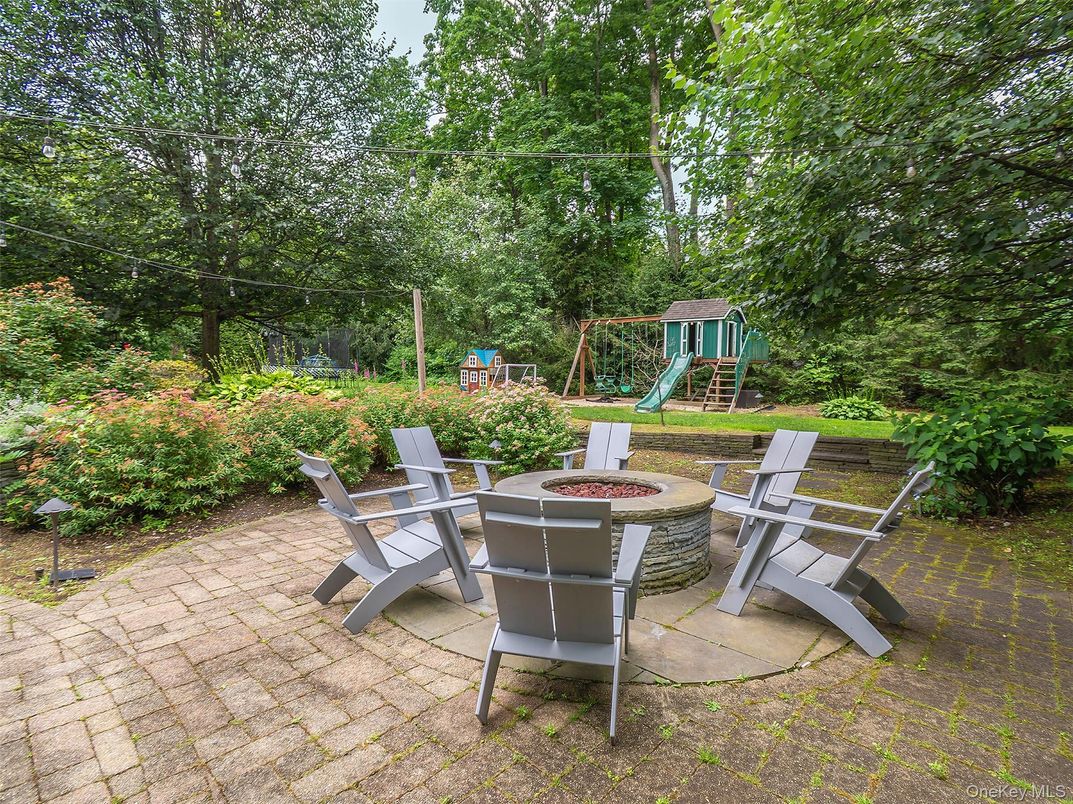 Backyard, Exterior, Playground