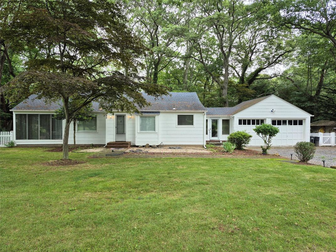 Backyard, Detached Garage, Exterior