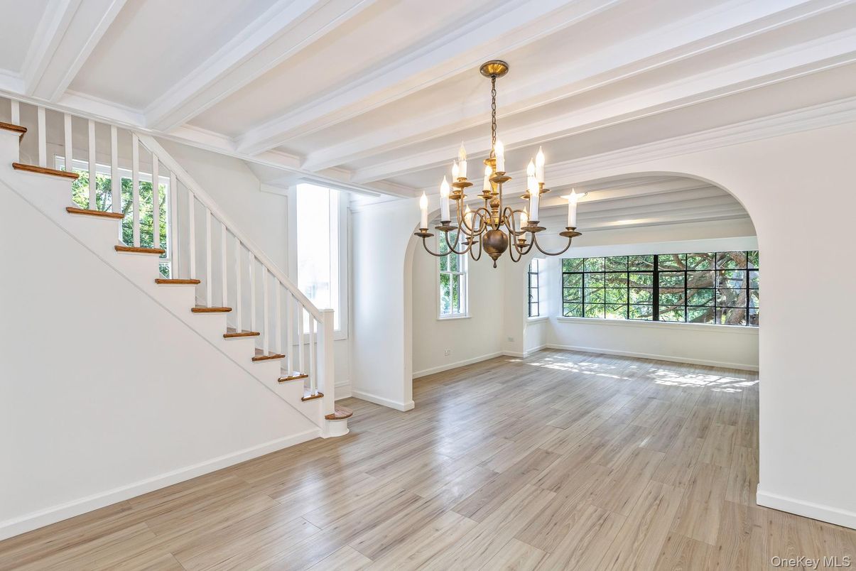 Chandelier, Empty room, Interior, Wood Texture Flooring