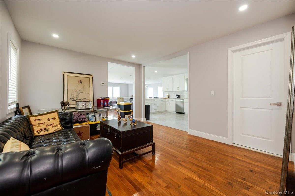 Interior, Kitchen, Living room, Recessed Lighting, Wood Texture Flooring