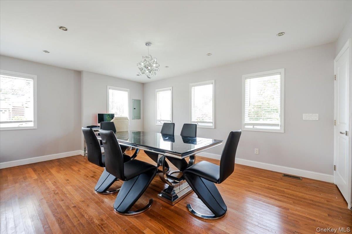 Chandelier, Dining room, Interior, Recessed Lighting, Wood Texture Flooring