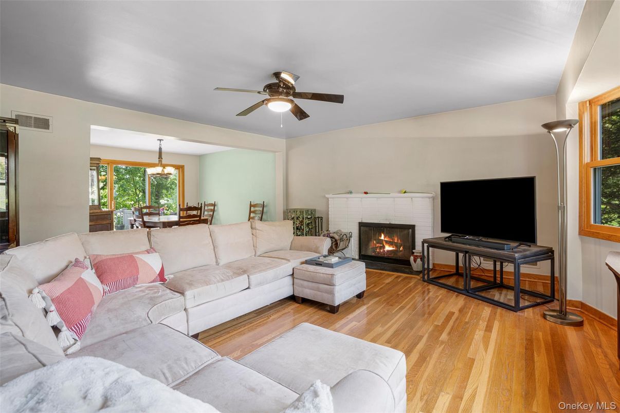 Dining room, Fireplace, Interior, Living room, Pendant Lights, Wood Texture Flooring