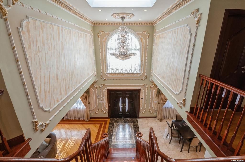 Chandelier, Interior, Recessed Lighting, Wood Texture Flooring
