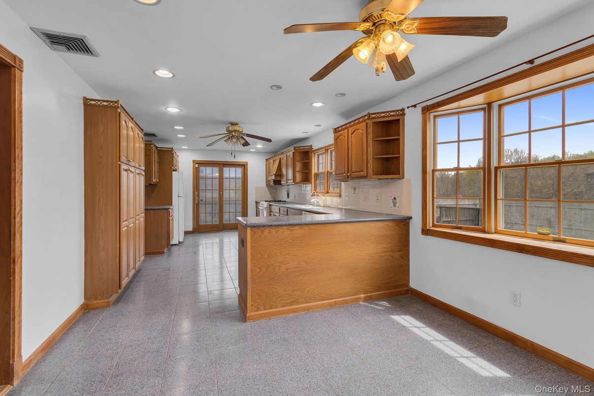 Interior, Kitchen, Recessed Lighting