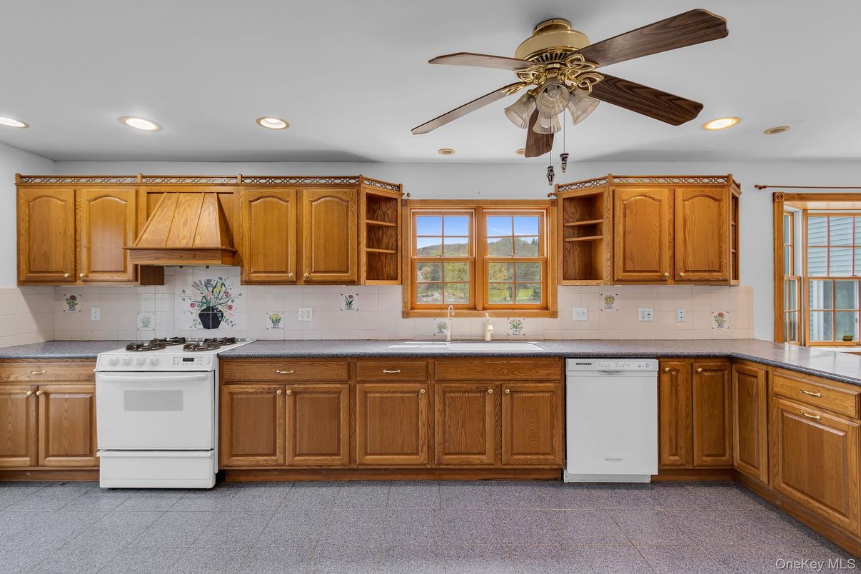 Interior, Kitchen, Recessed Lighting, Tile Countertops