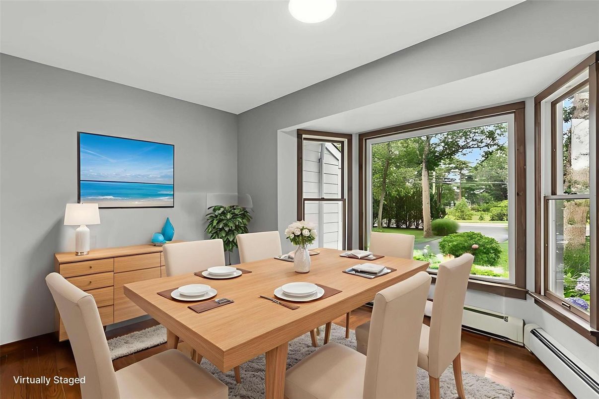 Dining room, Interior, Recessed Lighting, Wood Texture Flooring