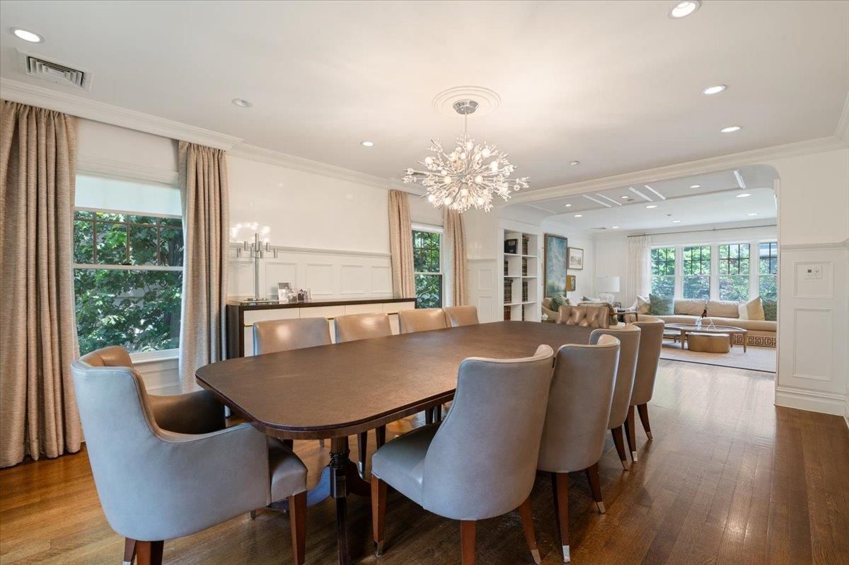 Chandelier, Dining room, Interior, Living room, Pendant Lights, Recessed Lighting, Wood Texture Flooring