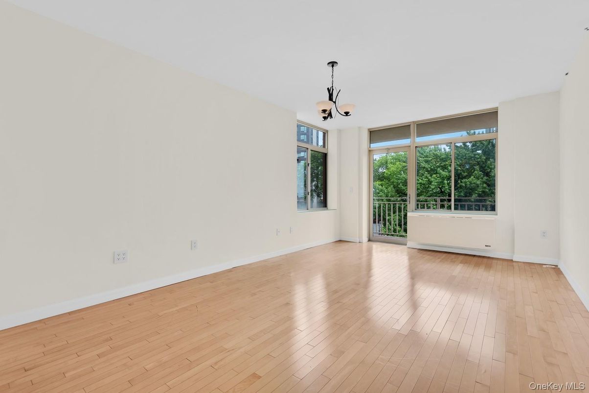 Empty room, Interior, Pendant Lights, Wood Texture Flooring