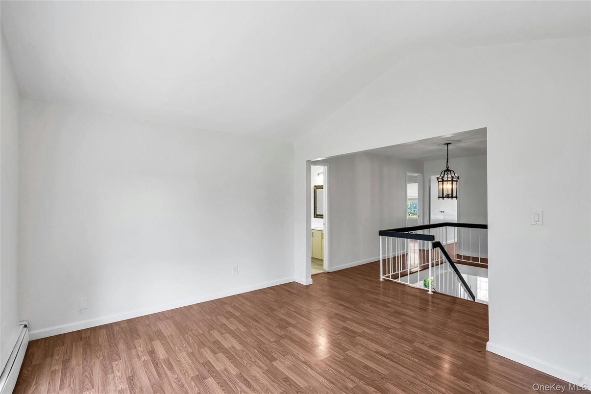 Empty room, Interior, Pendant Lights, Wood Texture Flooring