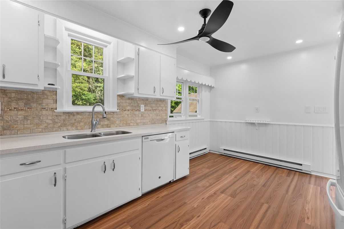 Interior, Kitchen, Recessed Lighting, Wood Texture Flooring