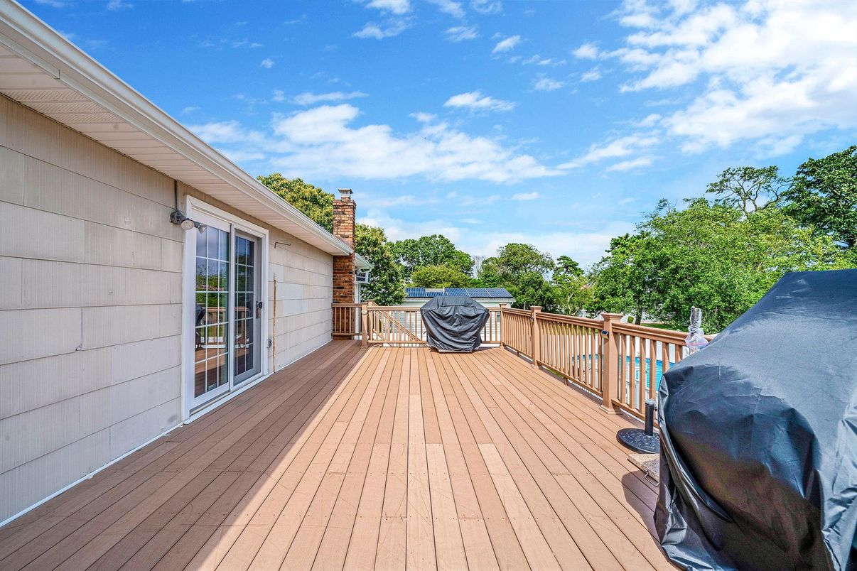 Exterior, Wood Texture Flooring