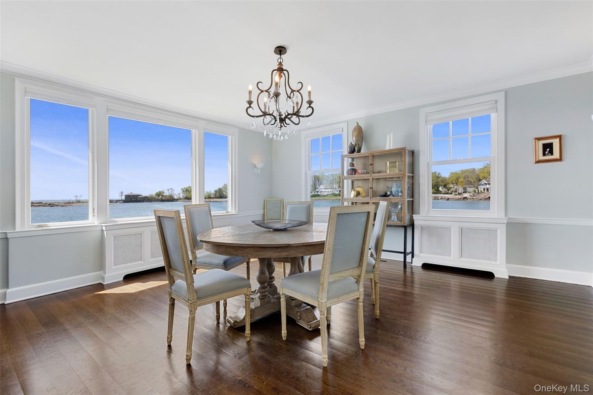 Chandelier, Dining room, Interior, Water, Wood Texture Flooring