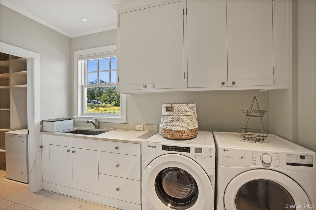 Interior, Recessed Lighting, Washer