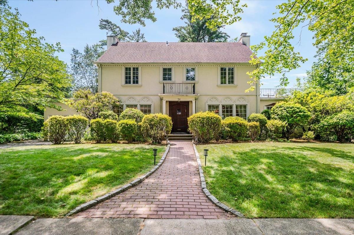 Backyard, Exterior, Facade, Georgian