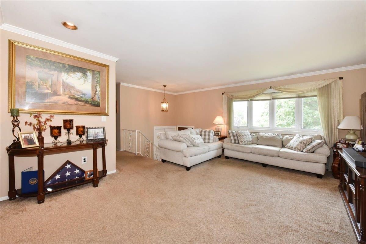 Interior, Living room, Pendant Lights, Recessed Lighting
