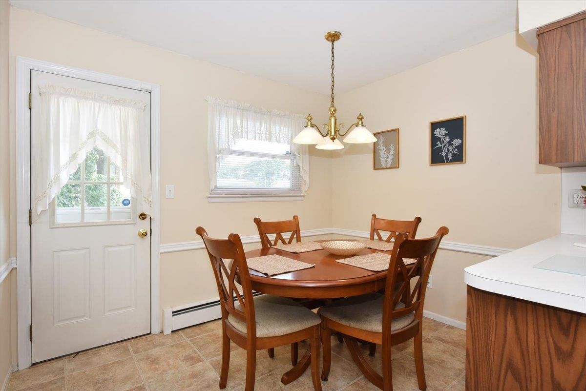 Dining room, Interior, Pendant Lights