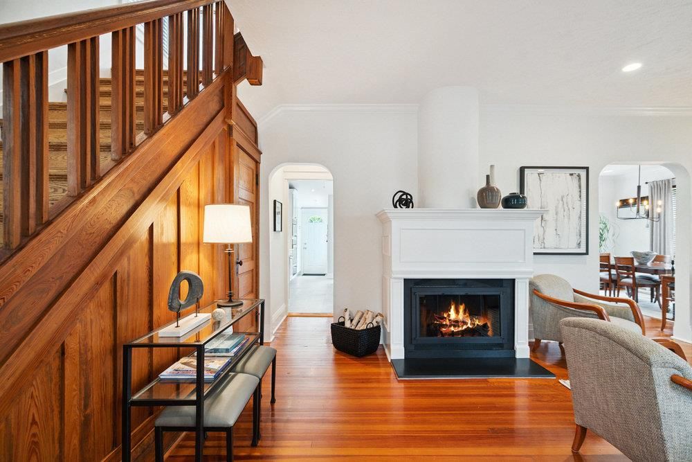 Chandelier, Dining room, Fireplace, Interior, Recessed Lighting, Wood Texture Flooring