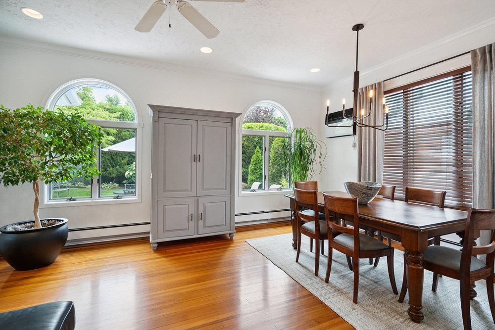 Dining room, Interior, Pendant Lights, Recessed Lighting, Wood Texture Flooring