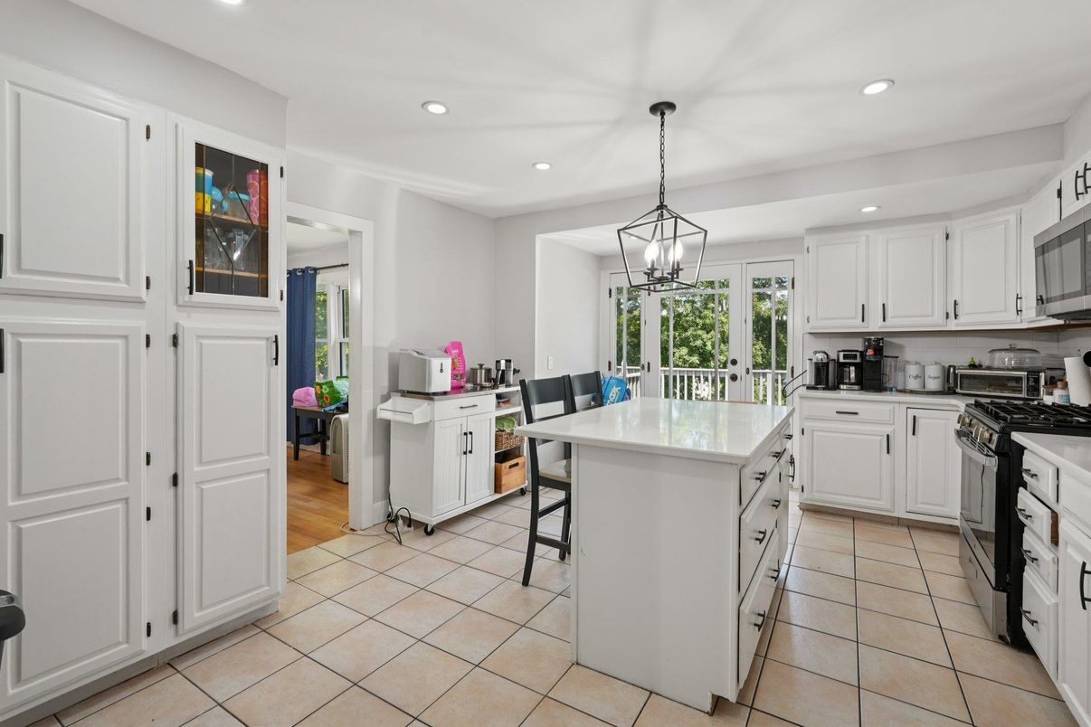 Interior, Kitchen, Pendant Lights, Recessed Lighting