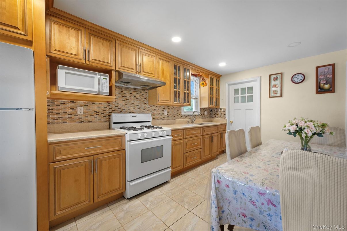 Interior, Kitchen, Recessed Lighting