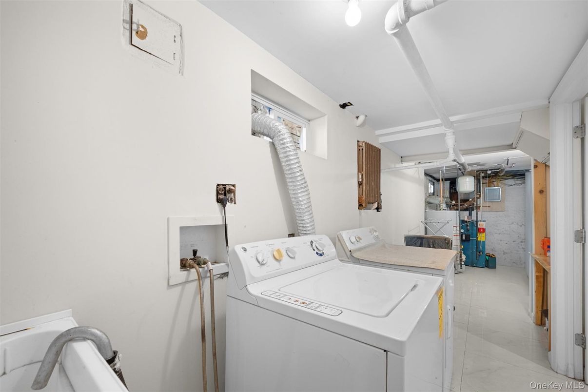 Interior, Utility Closets, Washer
