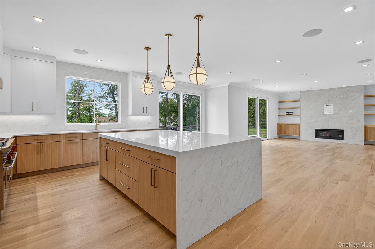 Fireplace, Interior, Kitchen, Marble Walls, Pendant Lights, Recessed Lighting, Wood Texture Flooring