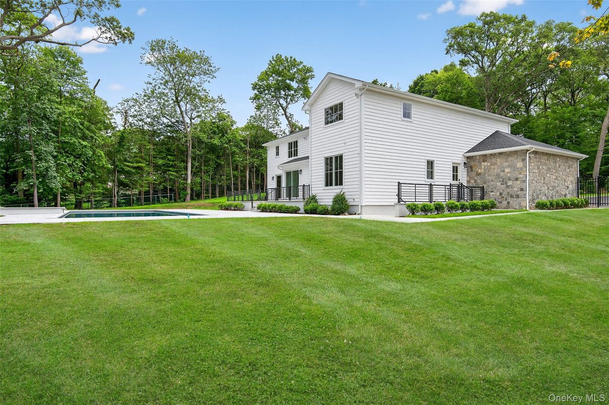 Backyard, Exterior, Pool
