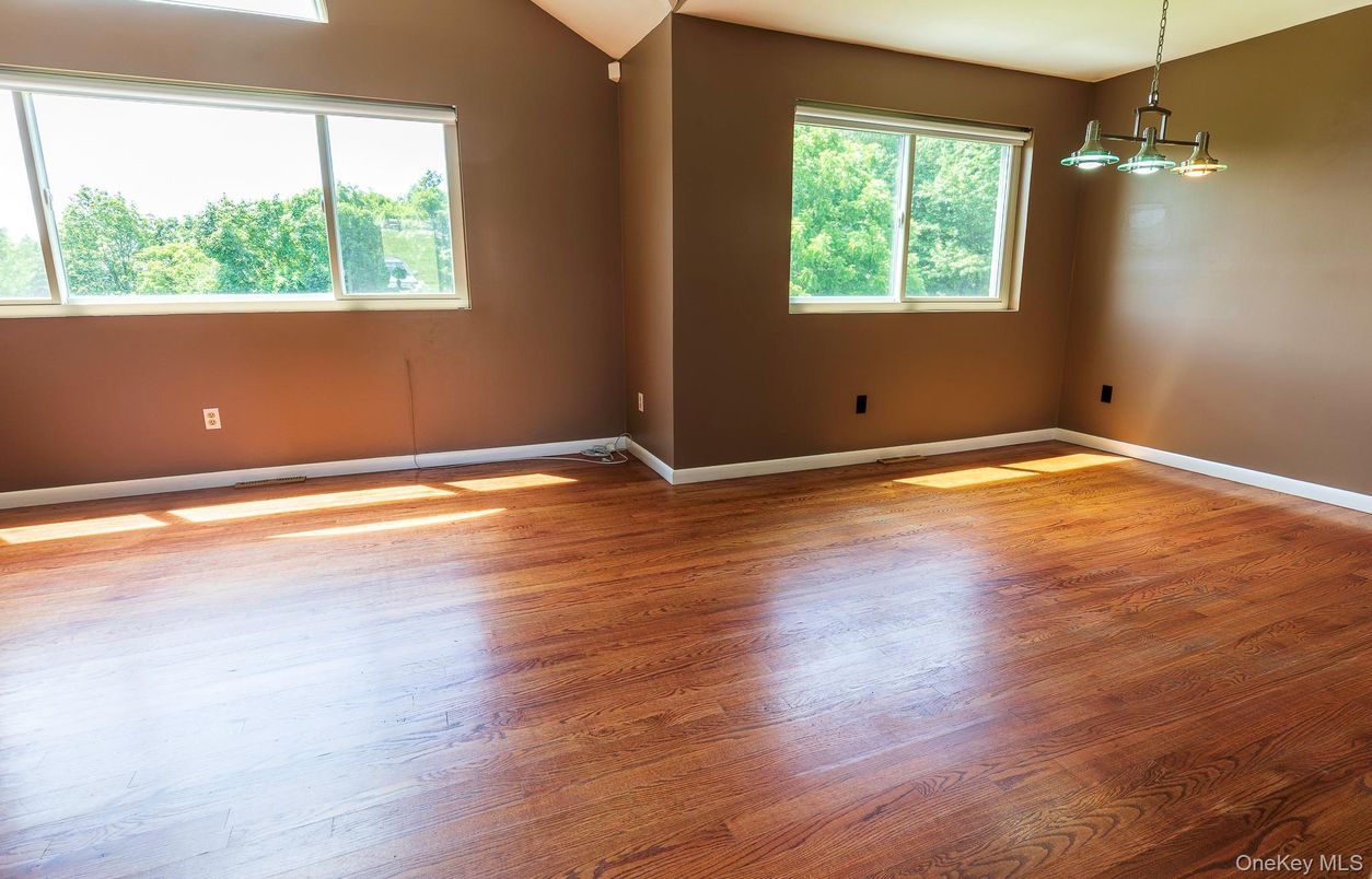 Empty room, Interior, Pendant Lights, Wood Texture Flooring