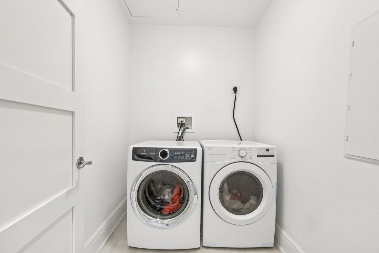 Interior, Washer