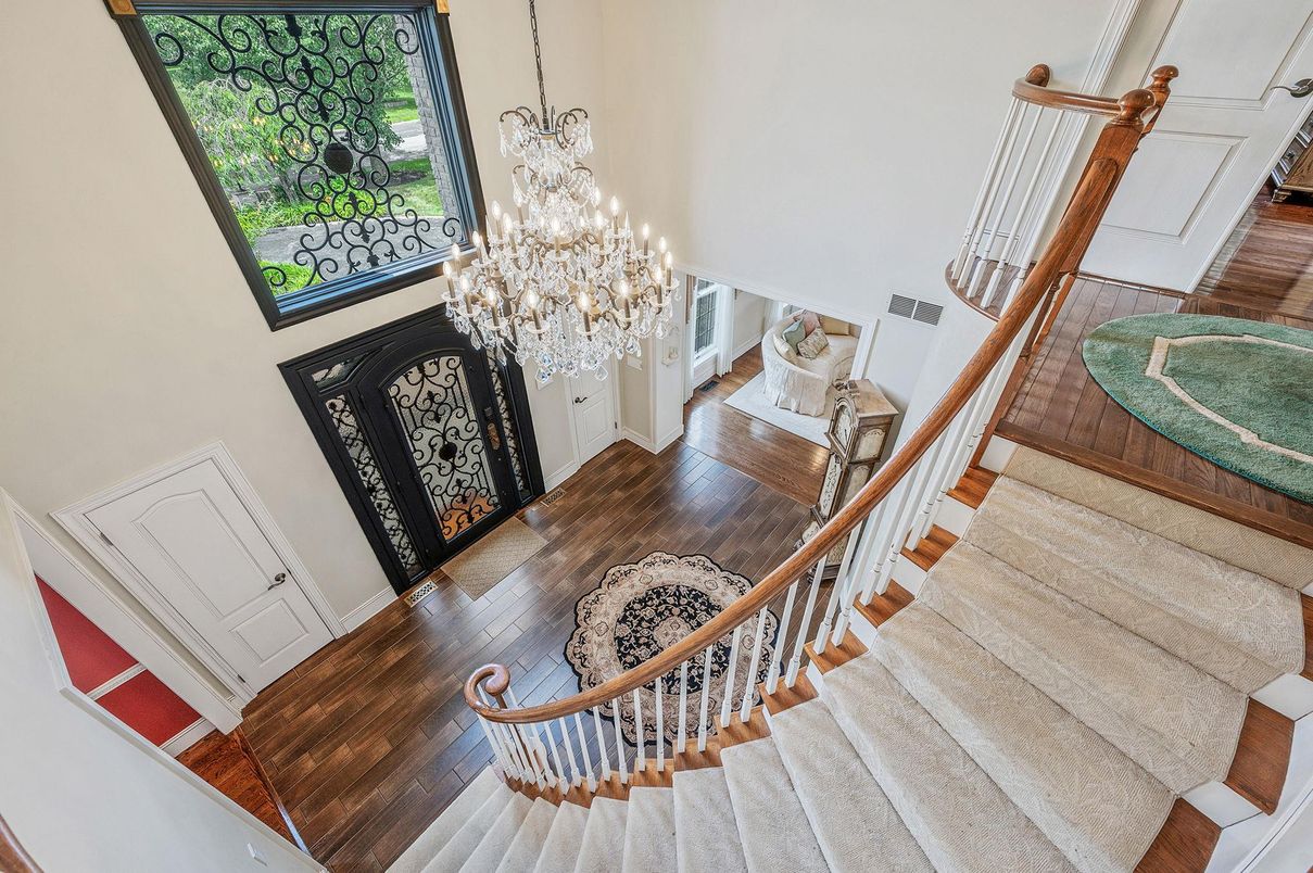 Chandelier, Fireplace, Interior, Wood Texture Flooring
