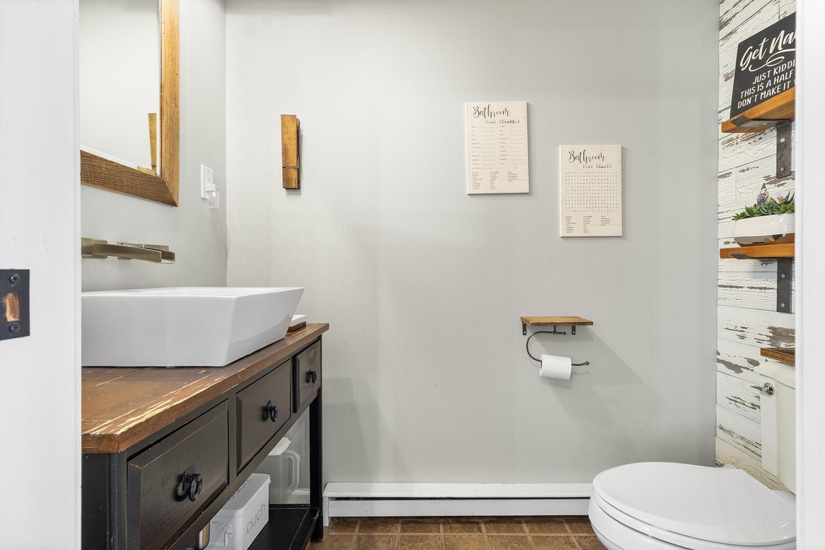 Bathroom, Interior